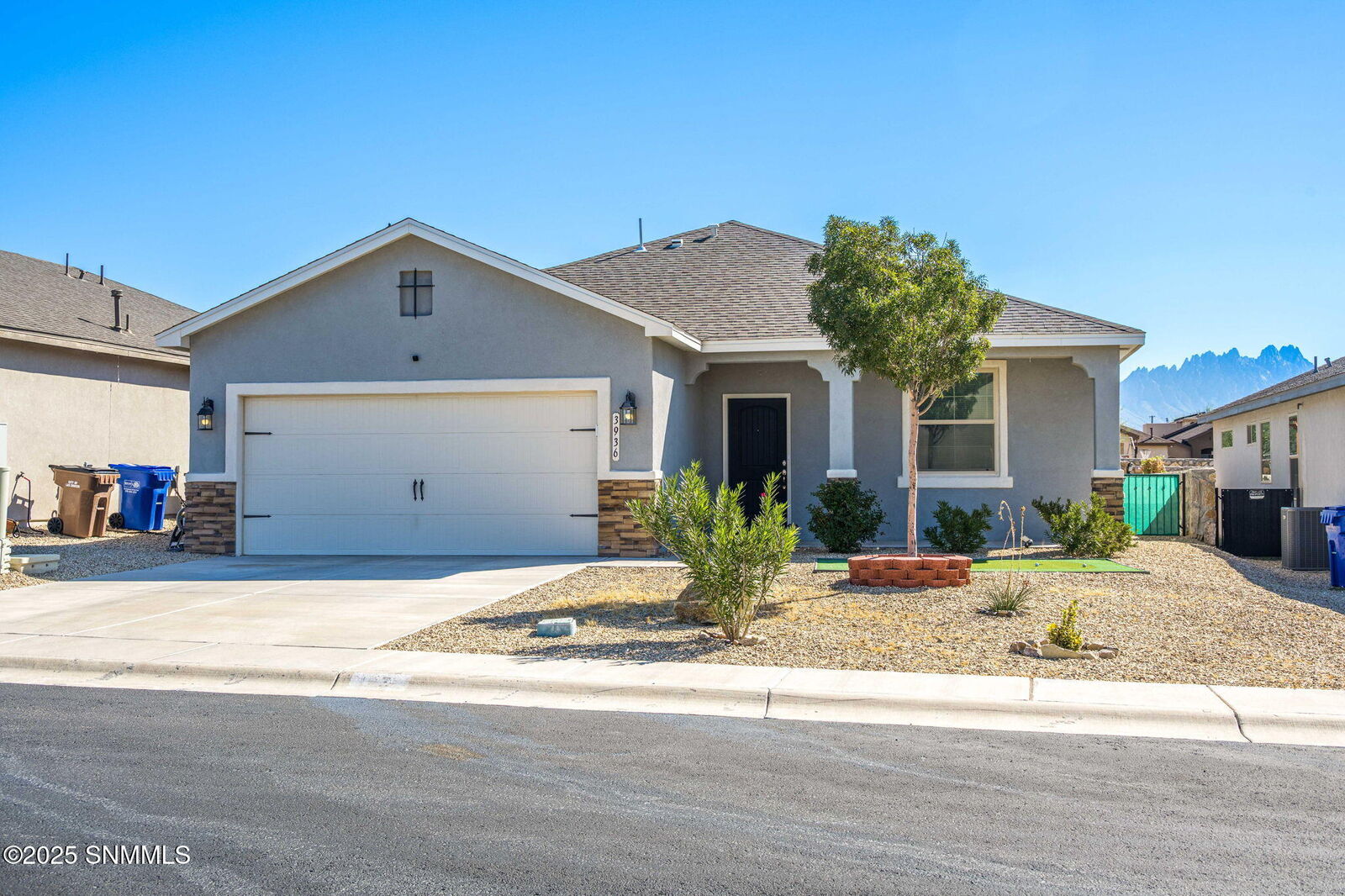 Property Photo: 3936 Pennsylvania Place NM 88012