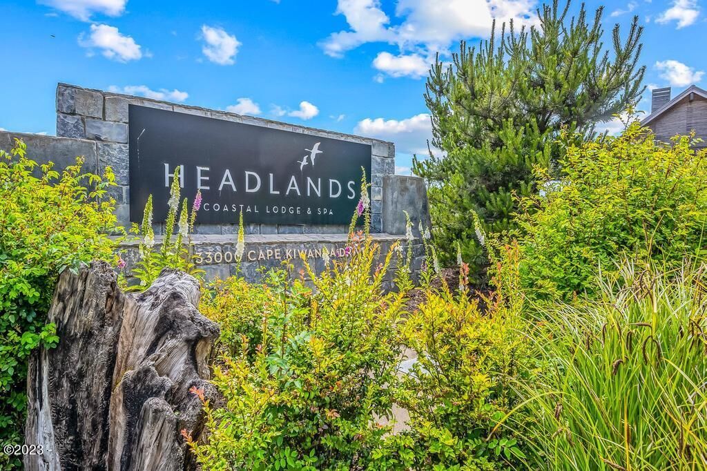 Property Photo: 33000 Cape Kiwanda Dr. Unit 3 Week 38 OR 97135