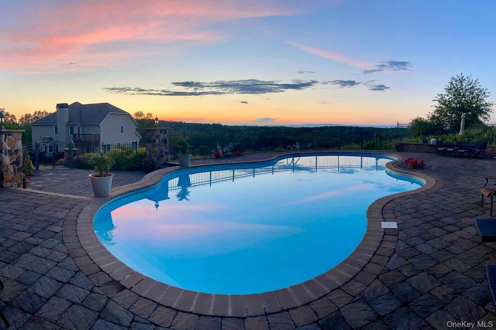 Property Photo:  11 Dorian Way  NY 10916 