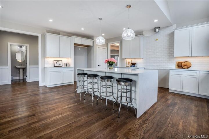 Property Photo:  16 Kingwood Lane  NY 12601 