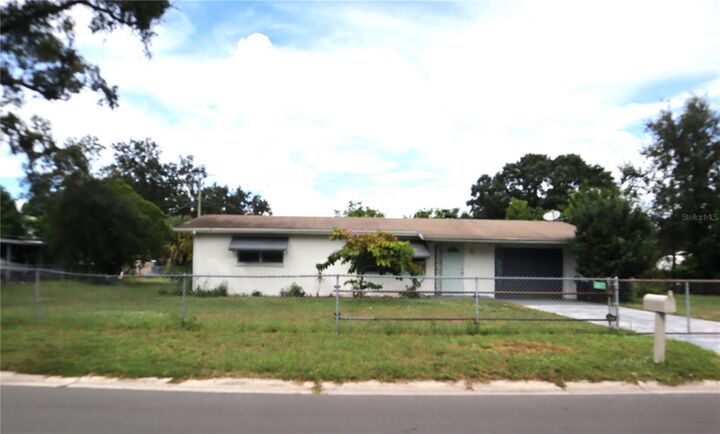 411 31st Avenue E  Bradenton FL 34208 photo