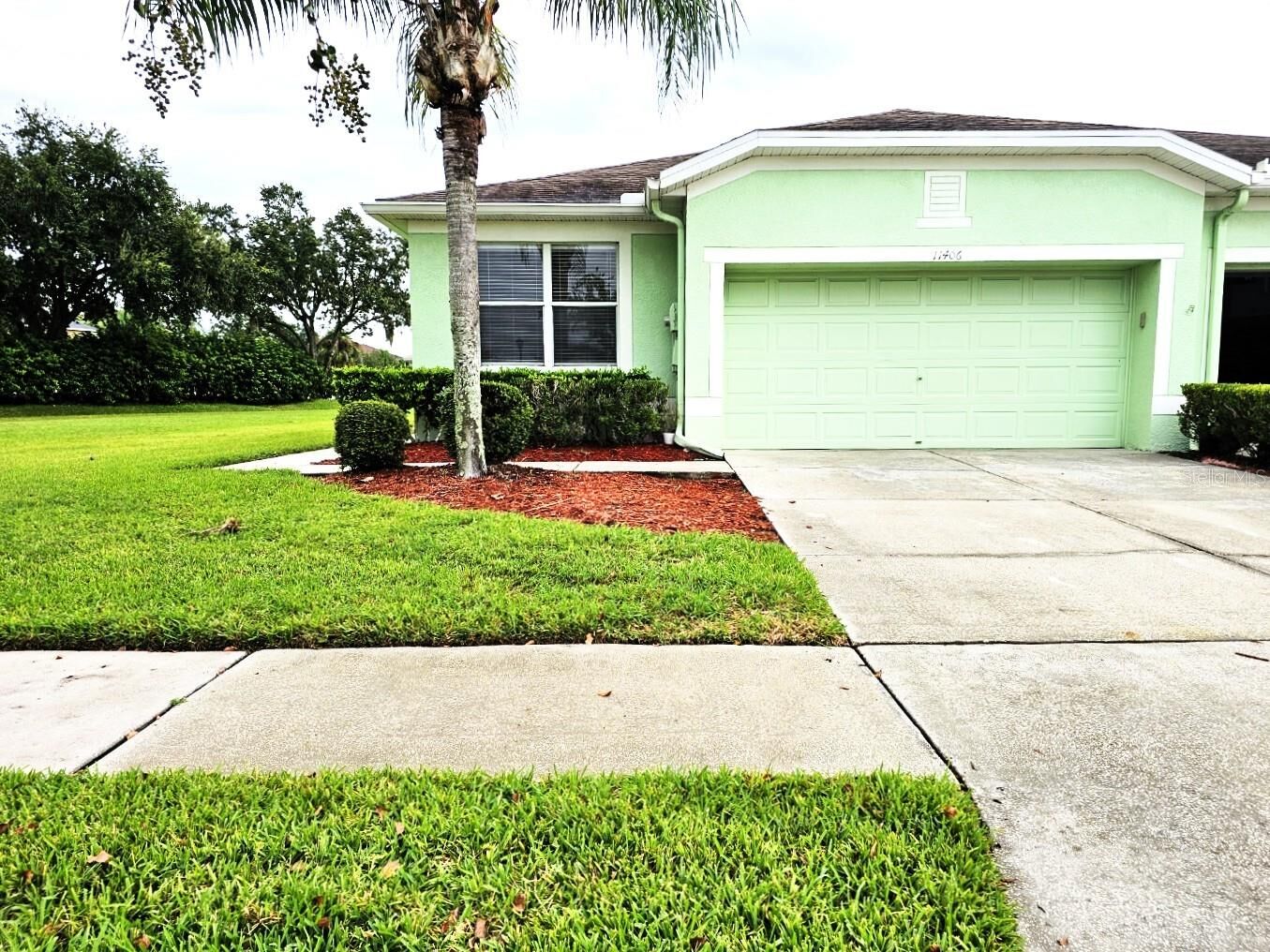 Property Photo:  11406 Captiva Kay Drive  FL 33569 