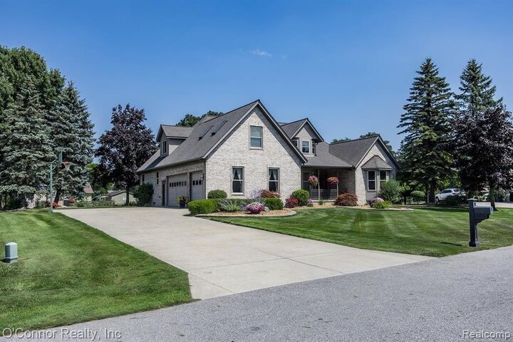 765 Lomasney Lane  Marysville MI 48040 2212 photo