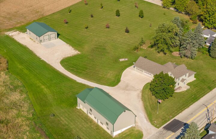 Property Photo:  N1572 County Road W Rd  WI 53010 