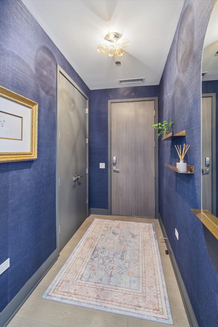 Property Photo:  360 W Erie Street 9A  IL 60654