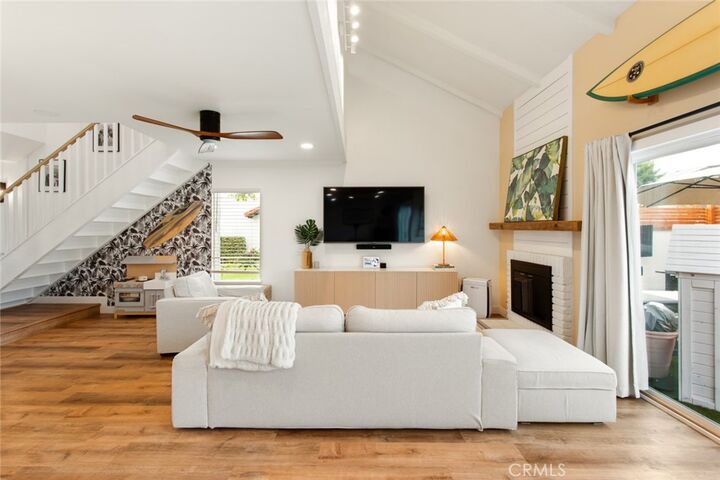 Property Photo:  609 Amber Drive  CA 92648 