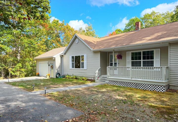 Property Photo:  167 Lakes Lane  ME 04605 