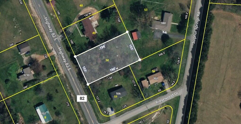 Property Photo:  1213 Highway 82 S  TN 37160