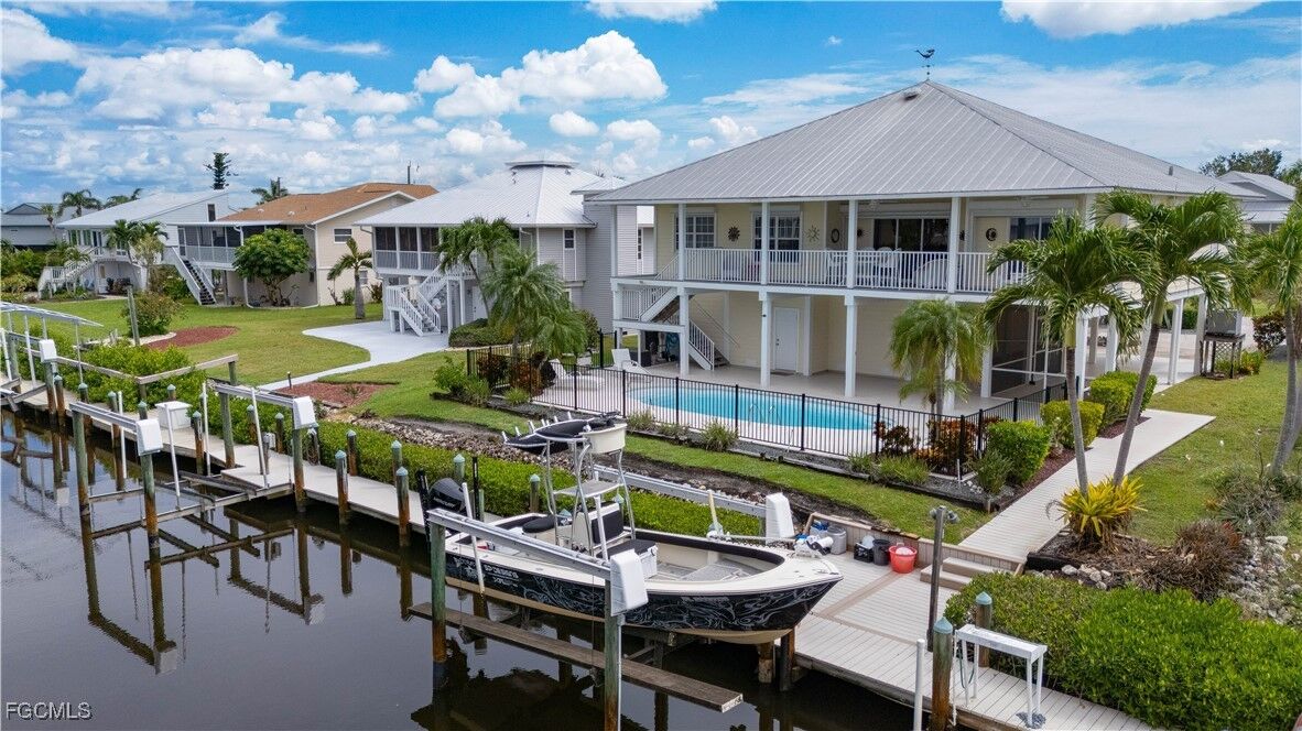 Property Photo: 16295 Boyce Drive FL 33922