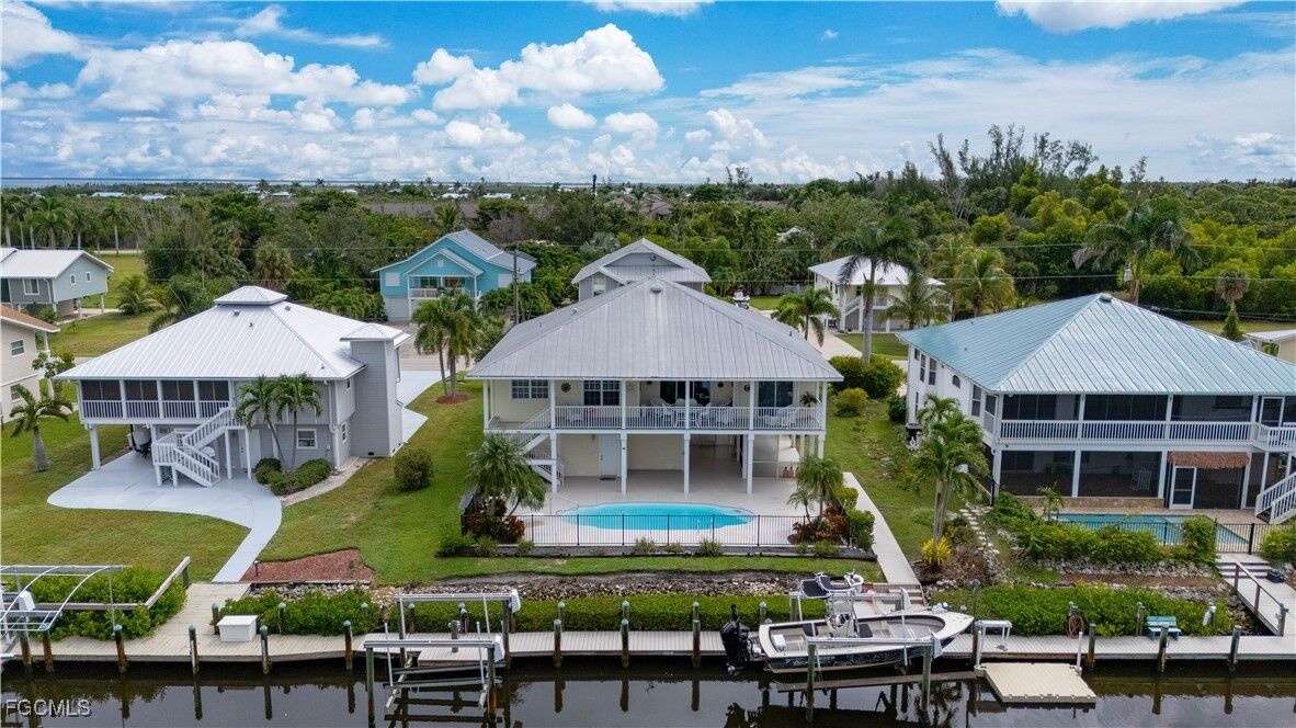 Property Photo:  16295 Boyce Drive  FL 33922 