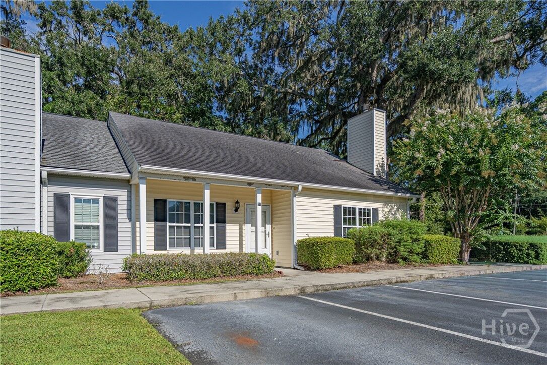Property Photo:  38 Kingslan Court  GA 31419 