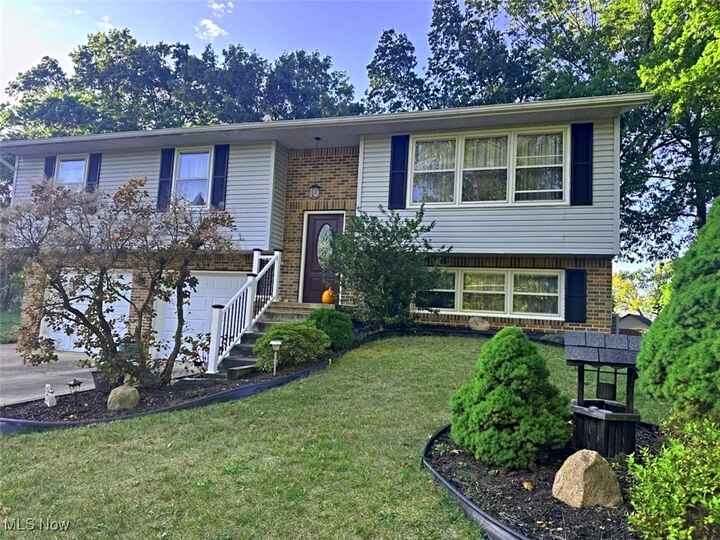 111 Magua Drive  Akron OH 44319 photo