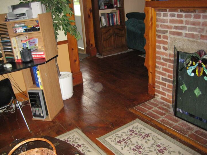 Property Photo:  50 Elm Street  NH 03055 