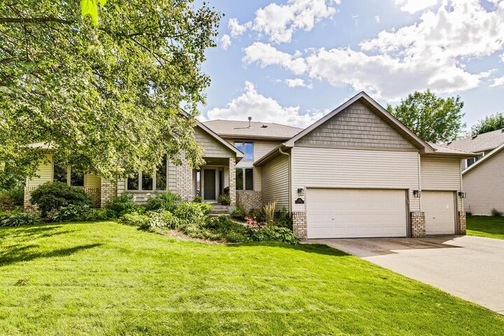440 Coyote Trail  Lino Lakes MN 55014 photo