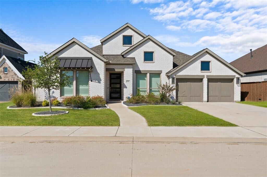 Photo de la propriété:  2609 Sibley Drive  TX 76065 