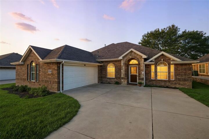 5005 Hopewell Drive  Garland TX 75043 photo