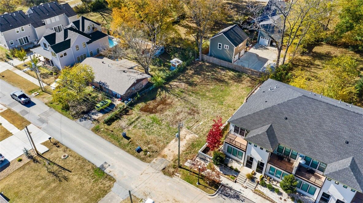 Property Photo:  424 SW C Street  AR 72712 