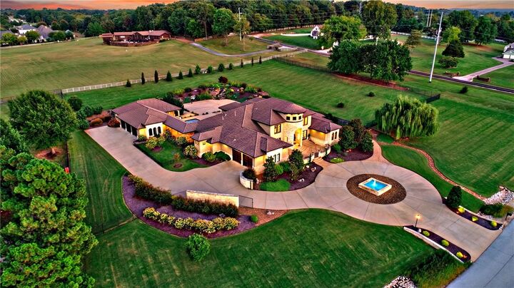 Property Photo:  3446 N Horse Meadow Drive  AR 72703 