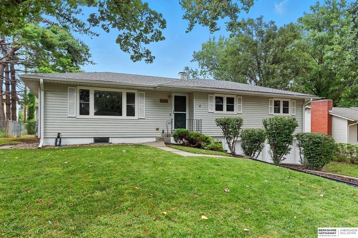Property Photo:  11026 Hascall Street  NE 68144 
