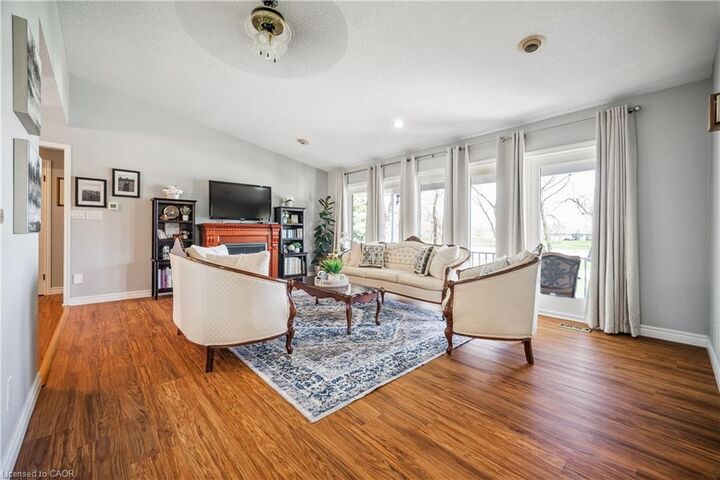 Property Photo:  664 Maple Street  ON N0G 1H0 