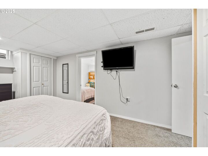 Property Photo: 16110 SE Clay St OR 97233