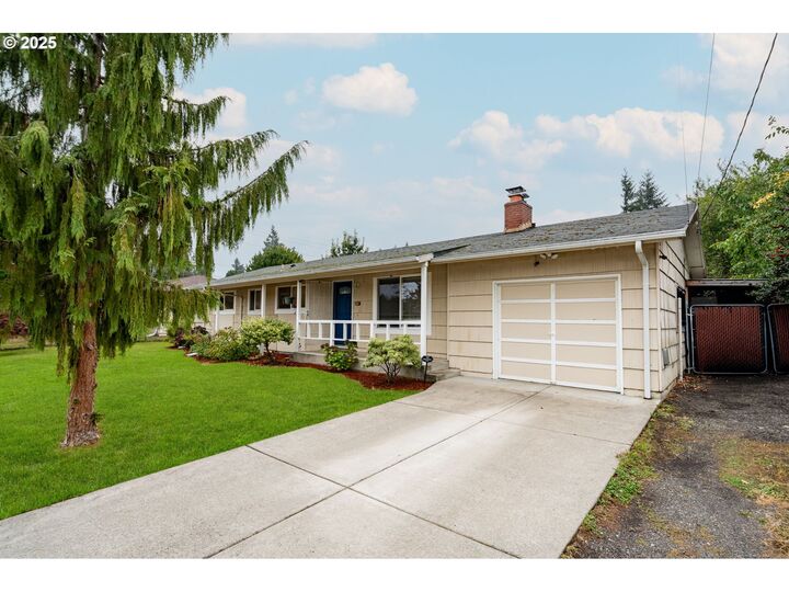 Property Photo:  16110 SE Clay St  OR 97233 