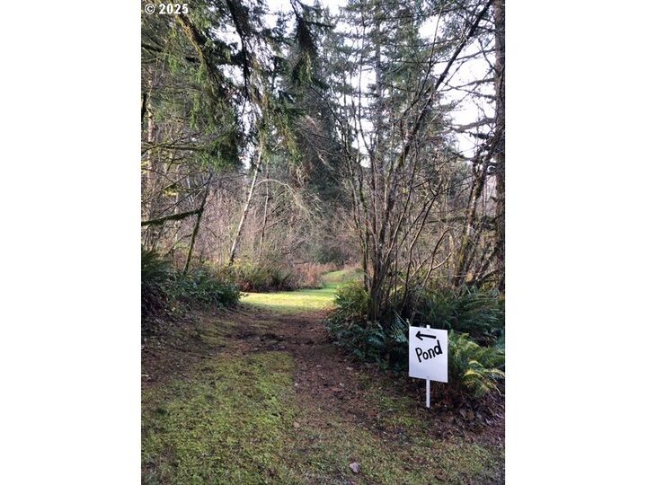 Property Photo:  17719 NE Manning Cir  WA 98601 