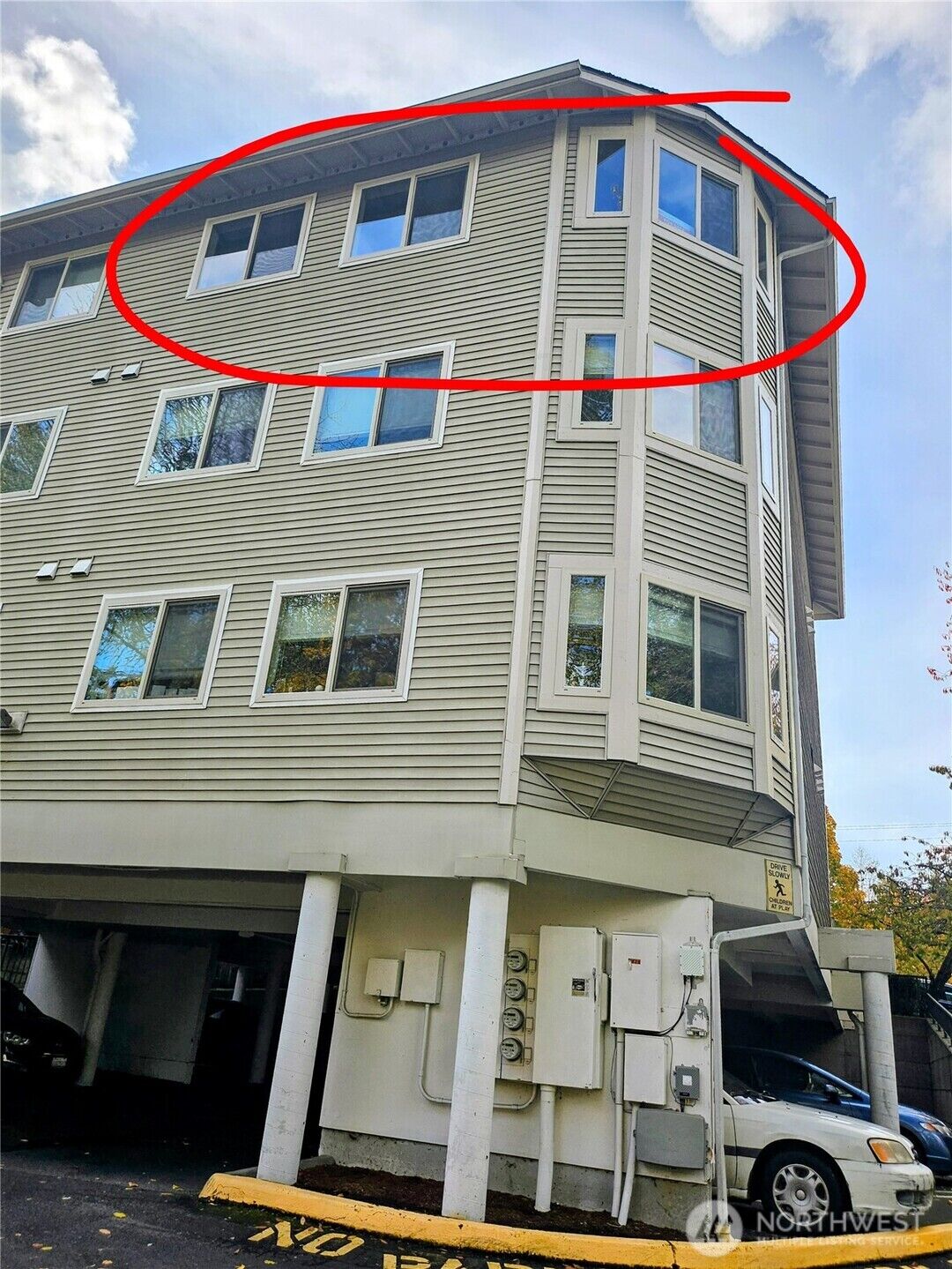 Property Photo:  18150  73rd Avenue NE B306  WA 98028 