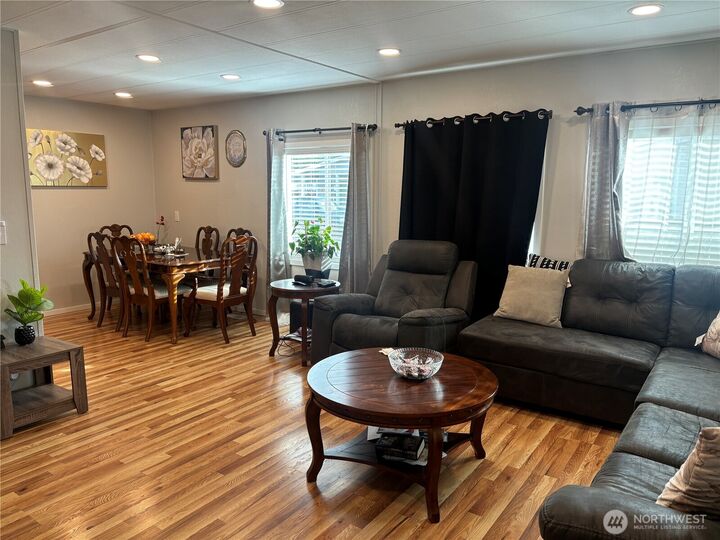 Property Photo: 7901 W Clearwater Avenue 182 WA 99336