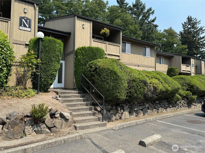 Property Photo:  6105 N 16th Street N103  WA 98406 