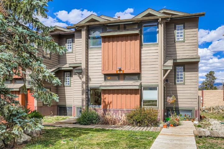Property Photo:  416 Bayview Drive C  CO 80443 