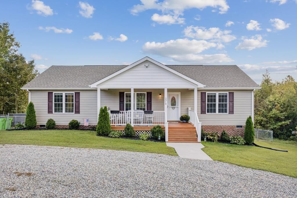 Property Photo:  2318 Leigh Mountain  VA 23942 