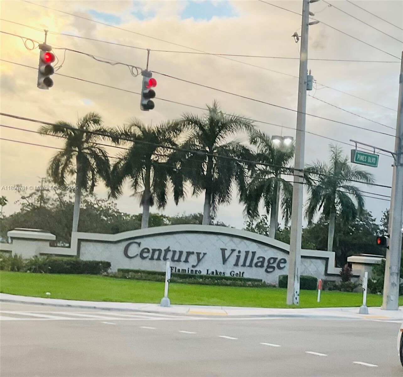 Property Photo: 12500 SW 5th Ct 412M FL 33027