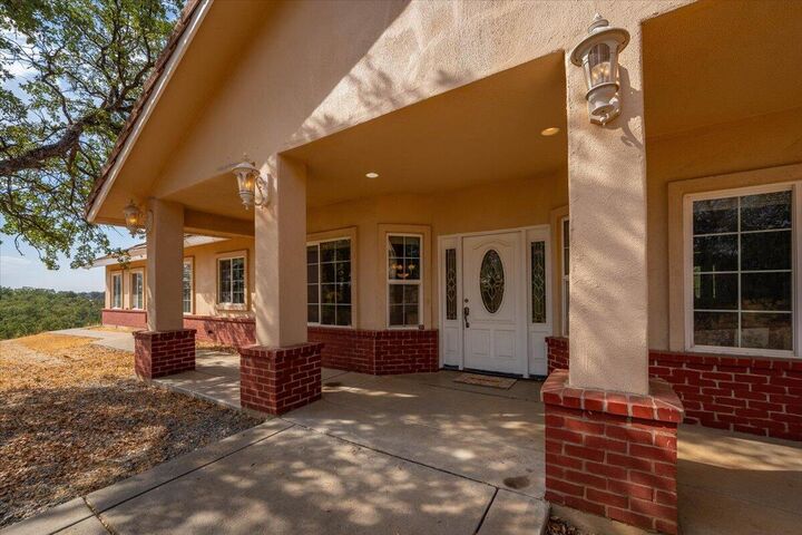 Property Photo:  19600 Sunshine Drive  CA 96080 