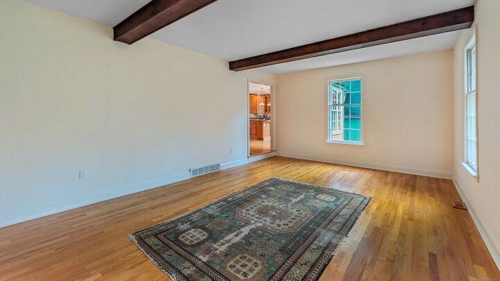 Property Photo:  72 Carriage Drive  CT 06762 