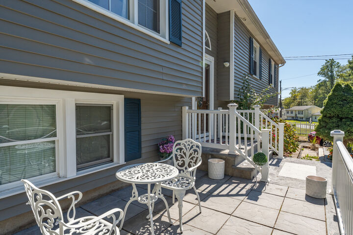Property Photo: 26 Meadowbrook Road CT 06516
