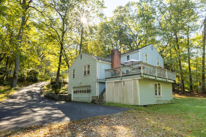 Property Photo:  33 Forge Drive  CT 06001