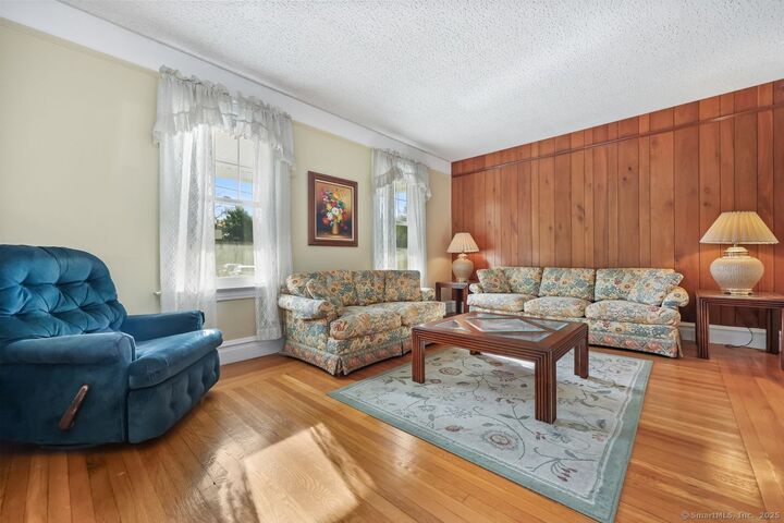 Property Photo: 106 Clifford Street CT 06517