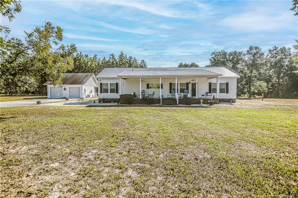 Property Photo:  15642 Nc Highway 53 W  NC 28399 