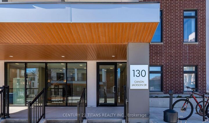 Property Photo: 130 Canon Jackson Drive 406 ON M6M 0B7