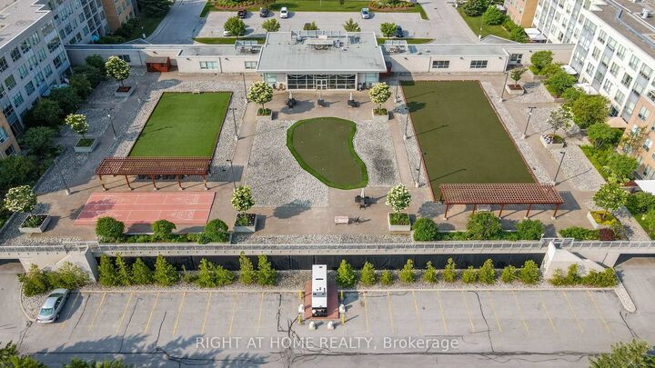 Property Photo: 90 Dean Avenue 101 ON L4N 0M3