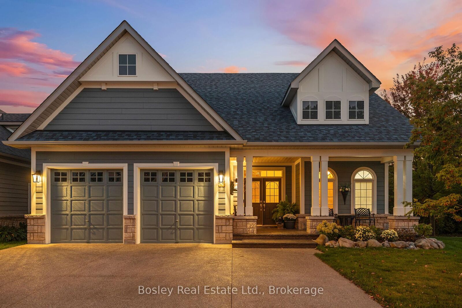 Property Photo: 55 Waterfront Circle ON L9Y 4Z2