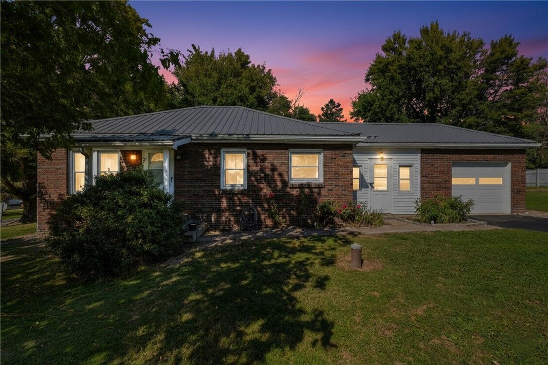 Property Photo: 105 Williamson Rd PA 16125