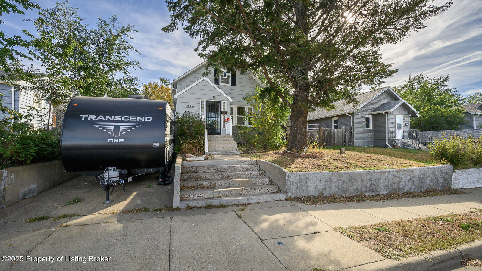 Property Photo: 330 8th Avenue W ND 58601