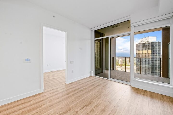 Photo de la propriété: 6511 Sussex Avenue 2309 BC V5H 0K5
