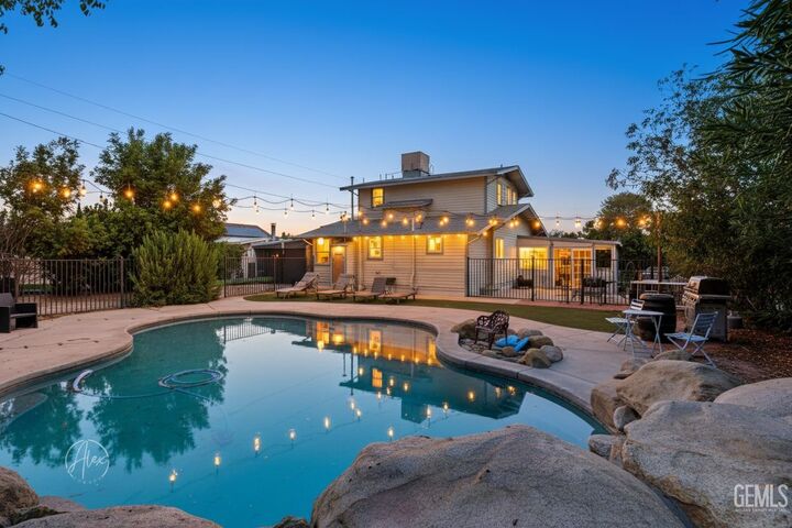 Property Photo:  101 Meter Street  CA 93252 