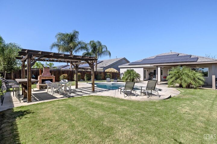 Property Photo:  9305 Almond Creek Drive  CA 93311