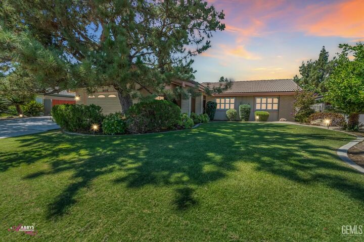 409 Bermuda Street  Bakersfield CA 93309 photo