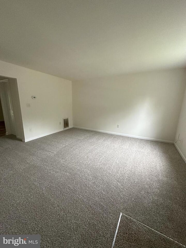 Property Photo: 12 Manchester Court VA 22408