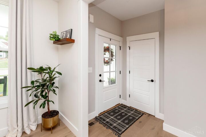 Property Photo: 4386 Wiborg Drive OH 45244